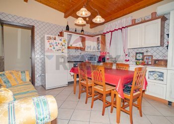 Cucina - Three-room apartment VIA SARDEGNA
 
21, Belpasso - photo 30