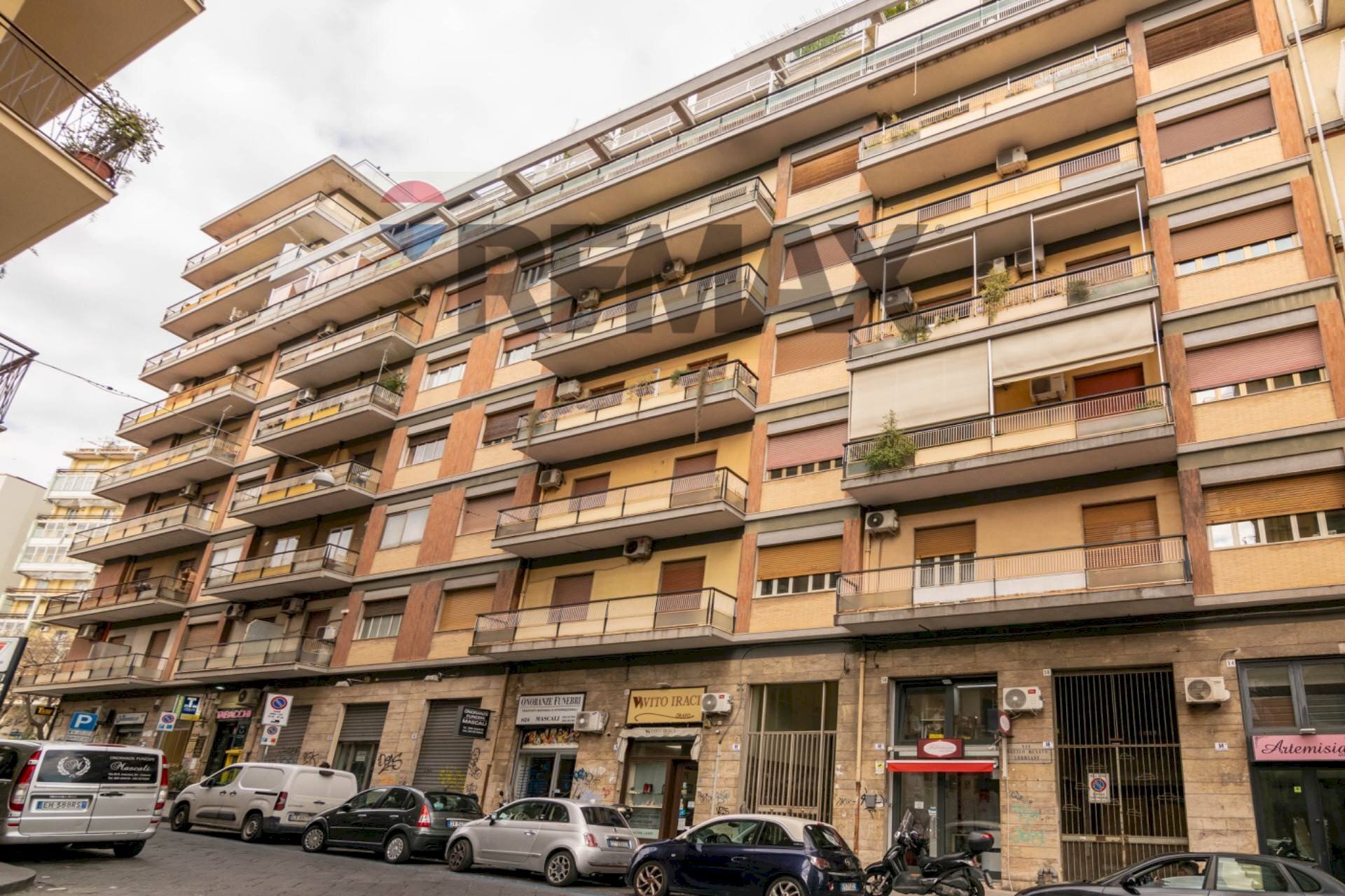 Edificio all\'aperto - Attic Via Renato Imbriani
 
60, Catania - photo 3