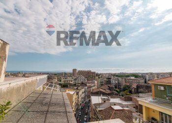 Edificio all\'aperto - Attico Via Renato Imbriani
 
60, Catania - foto 11