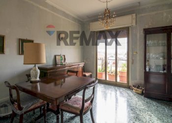 Sala da pranzo - Attico Via Renato Imbriani
 
60, Catania - foto 14