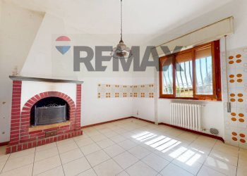 Stanza vuota - Villa Pietrasanta - foto 10