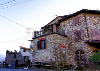 Casa all\'aperto - Rustic Località Borgo Magliano
 
32, Fivizzano - photo 1