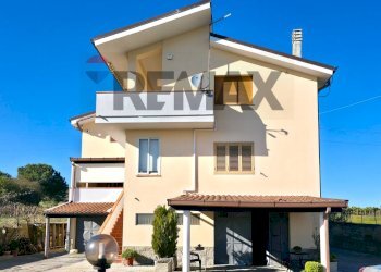Casa all\'aperto - Villa Via Ferdinando Magellano
 
29, Grammichele - photo 1