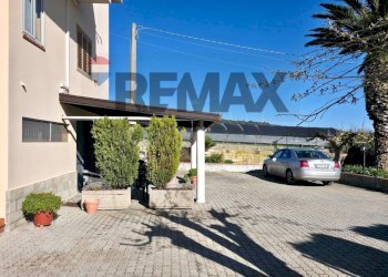 Terrazza - Villa Via Ferdinando Magellano
 
29, Grammichele - photo 3