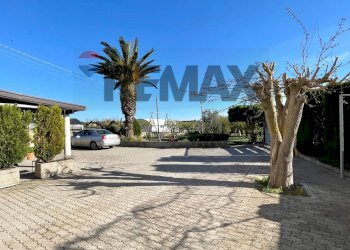 Terrazza - Villa Via Ferdinando Magellano
 
29, Grammichele - photo 5