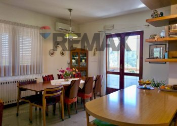 Sala da pranzo - Villa Via Ferdinando Magellano
 
29, Grammichele - photo 27