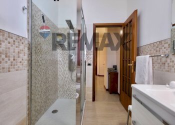 Bagno - Villa Via Ferdinando Magellano
 
29, Grammichele - photo 60