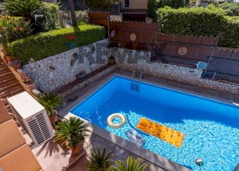 Piscina - Villa Taormina - photo 46