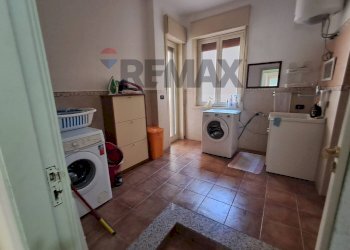 Lavanderia - Quadrilocale Via Oliveto
 
7, Giardini-Naxos - foto 9