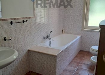 Bagno - Quadrilocale Via Oliveto
 
7, Giardini-Naxos - foto 12
