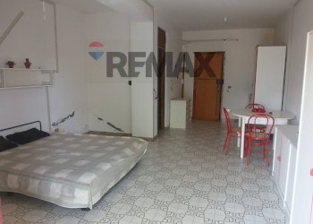 Camera / camera da letto - One-room apartment Via consolare Valeria
 
184, Giardini-Naxos - photo 5
