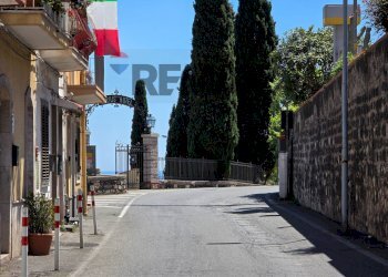 Edificio all\'aperto - Three-room apartment VIa Guardiola Vecchia
 
16, Taormina - photo 45