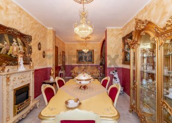 Sala da pranzo - Three-room apartment Via Del Papiro
 
85, Catania - photo 6