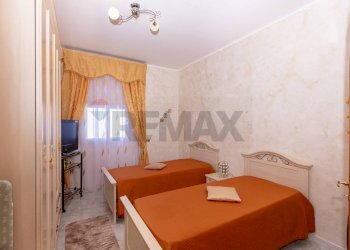 Camera / camera da letto - Three-room apartment Via Del Papiro
 
85, Catania - photo 13