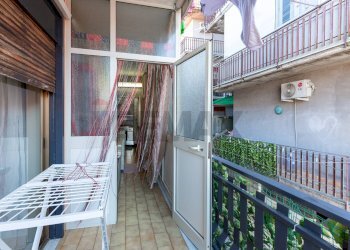 Balcone - Three-room apartment Via Del Papiro
 
85, Catania - photo 20