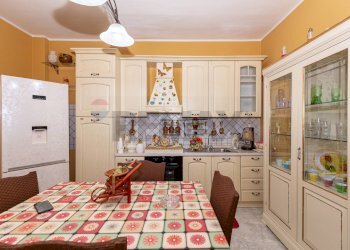 Cucina - Three-room apartment Via Del Papiro
 
85, Catania - photo 24