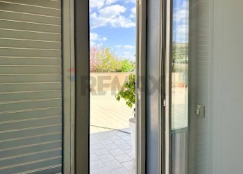 Terrazza - Four-room apartment Viale unità di Italia e delle regioni
 
1, Roccalumera - photo 31