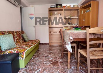 Sala da pranzo - Casa indipendente Via Tagliamento
 
12-14, Mongiuffi Melia - foto 20
