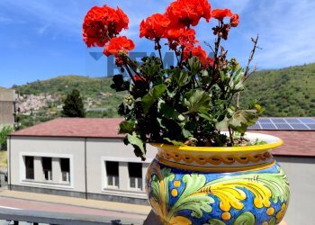 Casa all\'aperto - Casa indipendente Via Tagliamento
 
12-14, Mongiuffi Melia - foto 34