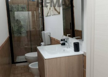 Bagno - Casa semi indipendente Via Indoratore
 
8, Catania - foto 15