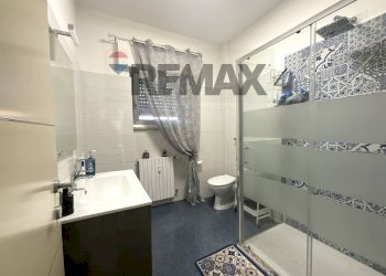 Bagno - Trilocale Via Valera
 
31, Arese - foto 13
