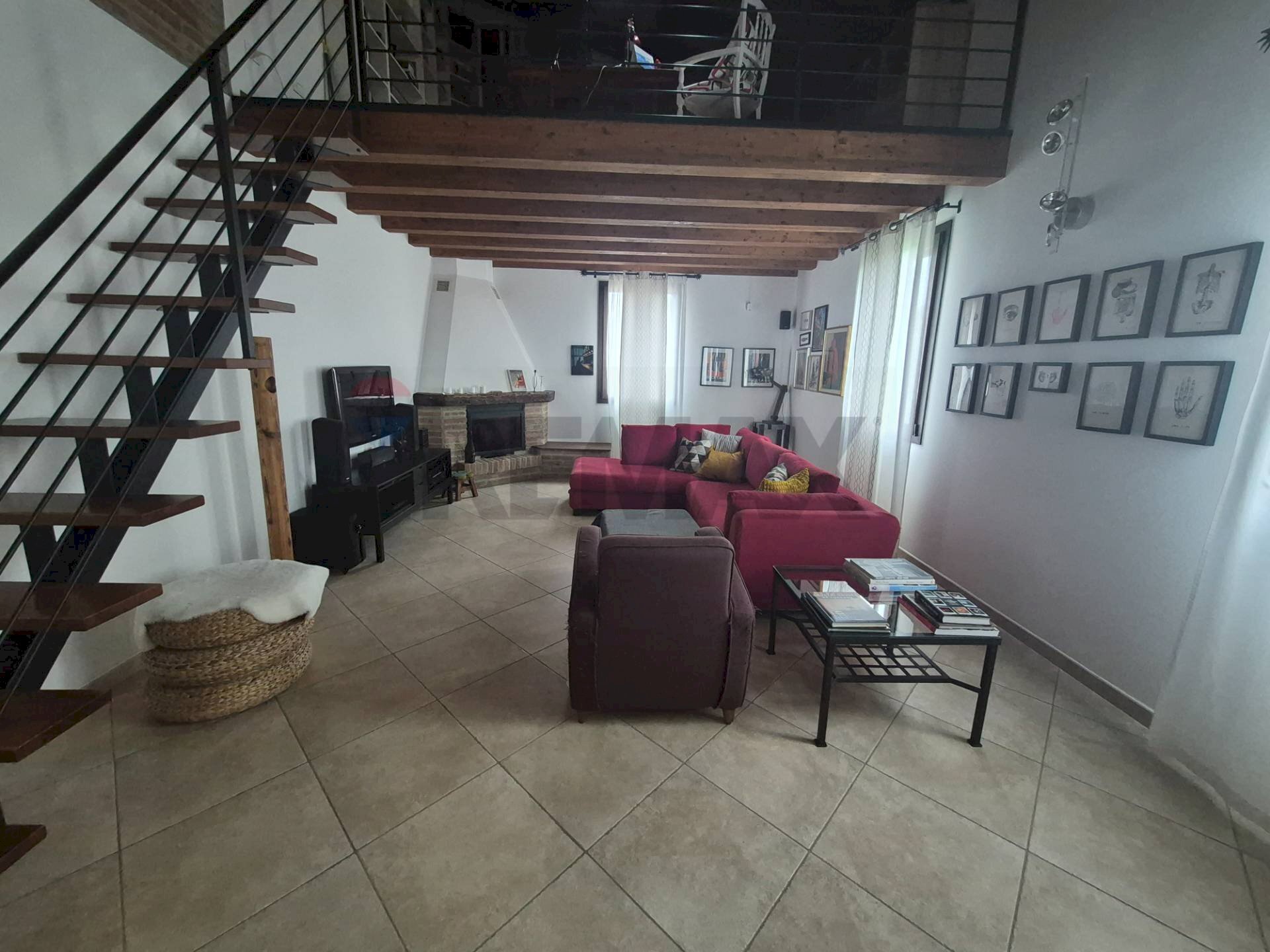 Soggiorno - Villa Via Salmastri
 
5, Copparo - photo 3