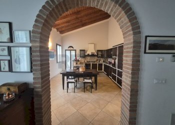 Sala da pranzo - Villa Via Salmastri
 
5, Copparo - photo 5