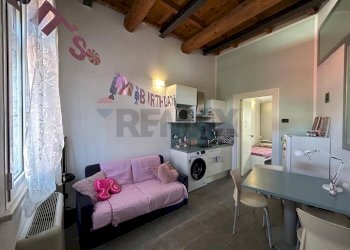 Sala da pranzo - Two-room apartment Via Darsena
 
70, Ferrara - photo 2