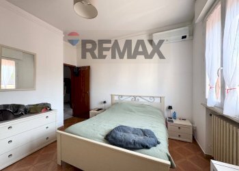 Camera / camera da letto - Quadrilocale Via Modena
 
181, Ferrara - foto 12