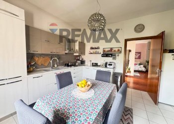 Sala da pranzo - Quadrilocale Via Eridania
 
2170, Stienta - foto 3