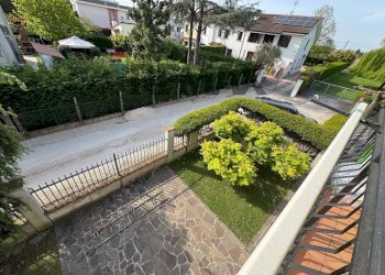 Giardino - Quadrilocale Via Eridania
 
2170, Stienta - foto 23