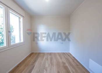 Stanza vuota - Appartamento Viale Cavour
 
188/C, Ferrara - foto 34