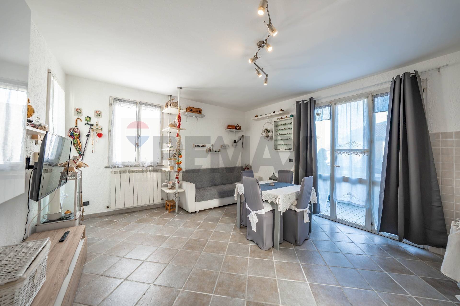 Soggiorno - Bilocale Viale Raffaello Sanzio
 
180a, Comacchio - foto 1