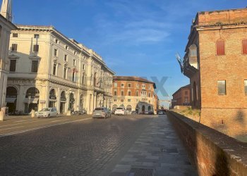 Edificio all\'aperto - Attività Commerciale Ferrara - foto 6