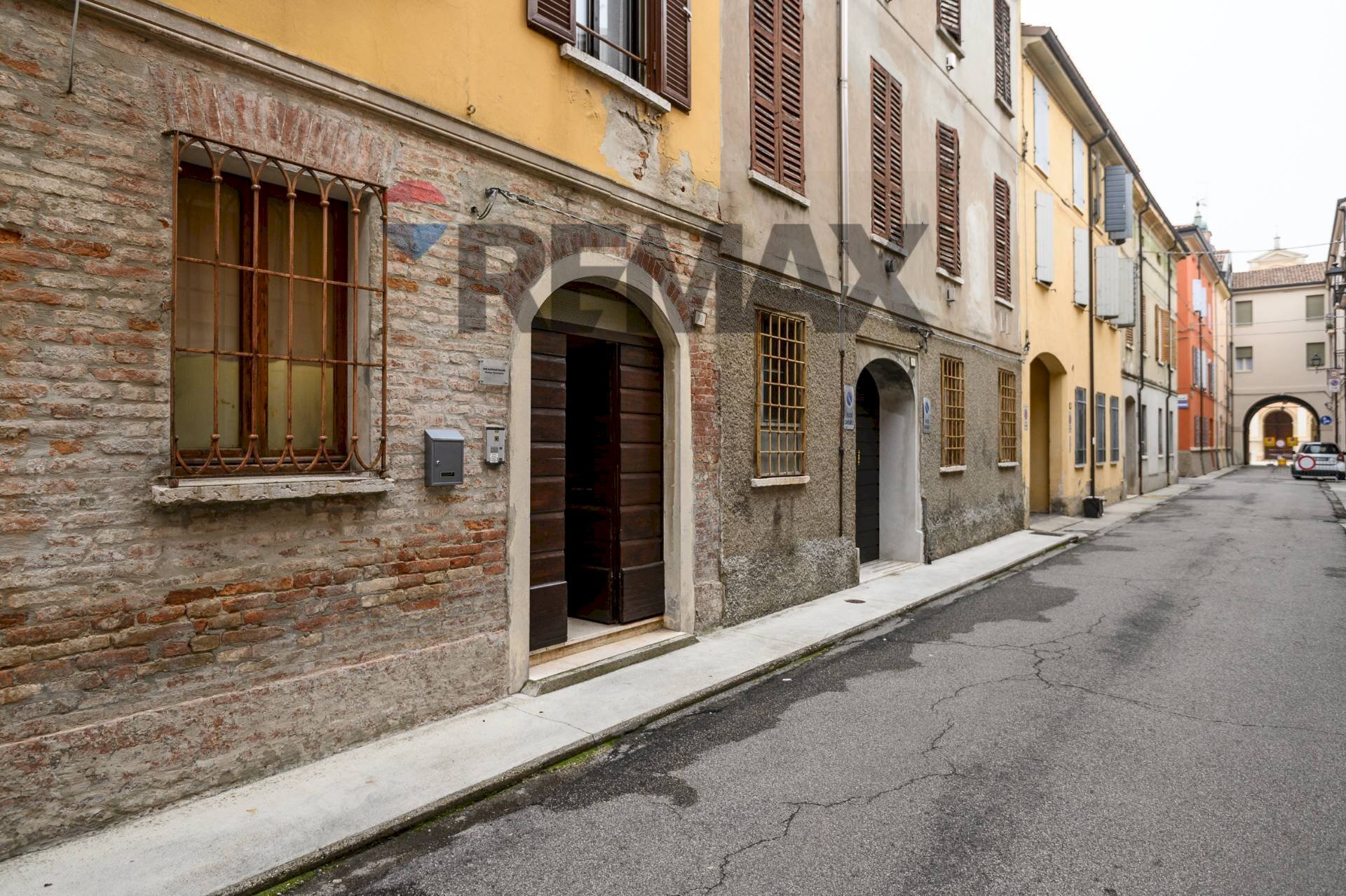 Edificio all\'aperto - Two-room apartment Nino Bixio
 
2, Guastalla - photo 1