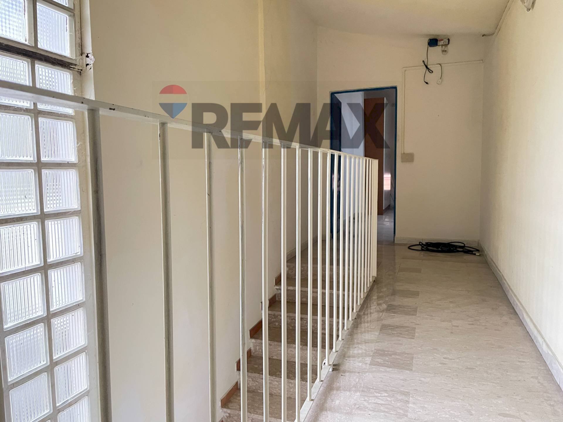 Scale - Two-room apartment Nino Bixio
 
2, Guastalla - photo 3