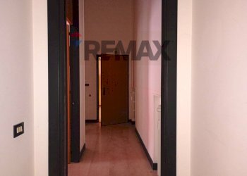 Hall / corridoio - Three-room apartment Via Ariosto
 
41, Mantova - photo 8