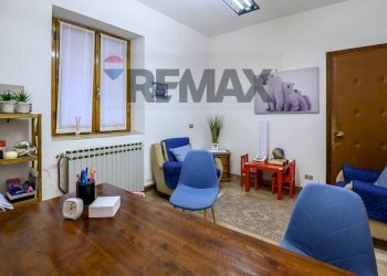 Soggiorno - Three-room apartment Nino Bixio
 
2, Guastalla - photo 6