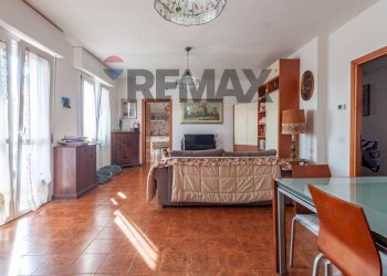 Sala da pranzo - Quadrilocale Via Gregorio Agnini
 
13, Carpi - foto 8