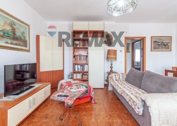 Soggiorno - Quadrilocale Via Gregorio Agnini
 
13, Carpi - foto 12