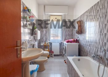 Bagno - Quadrilocale Via Gregorio Agnini
 
13, Carpi - foto 25