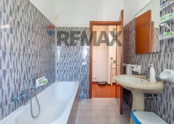 Bagno - Quadrilocale Via Gregorio Agnini
 
13, Carpi - foto 26