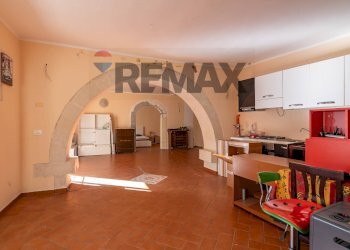 Sala da pranzo - Trilocale Via San Sebastiano
 
13, Palazzolo Acreide - foto 5