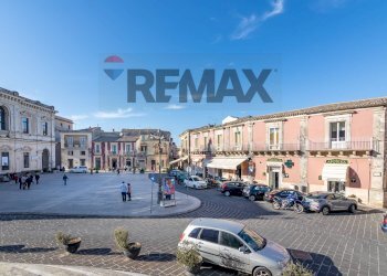 Edificio all\'aperto - Trilocale Via San Sebastiano
 
13, Palazzolo Acreide - foto 20