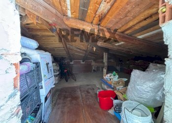 Dispensa di stoccaggio - Attic via P. S. Mattarella
 
25, Floridia - photo 15