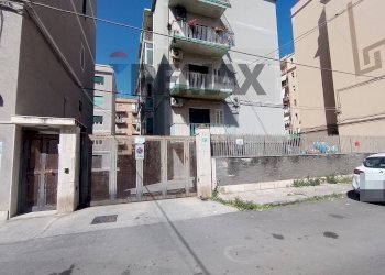 Edificio all\'aperto - Appartamento VIA VANVITELLI
 
19, Siracusa - foto 6