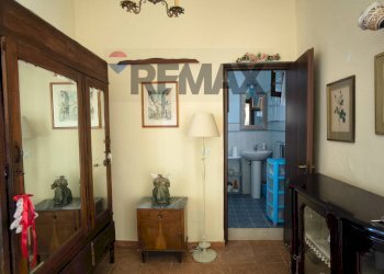 Hall / corridoio - Independent house Via Archimede
 
4, Monterosso Almo - photo 2