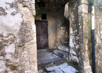 Scale - Independent house Via Archimede
 
4, Monterosso Almo - photo 24
