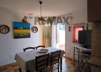 Sala da pranzo - Independent house Via Archimede
 
4, Monterosso Almo - photo 44