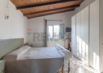 Camera / camera da letto - Villa Melilli - photo 30